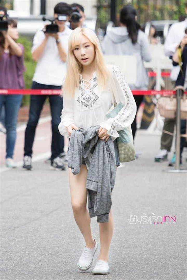 Taeyeon at KBS Music Bank in September 2015