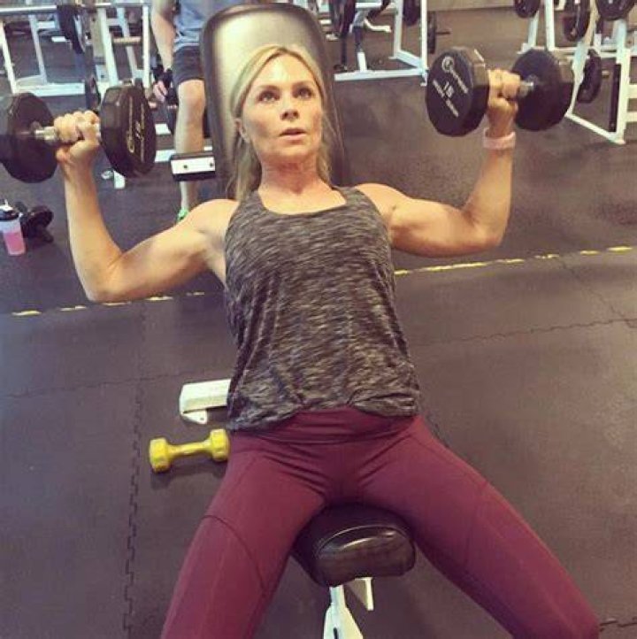 Tamra Barney doing incline chest press