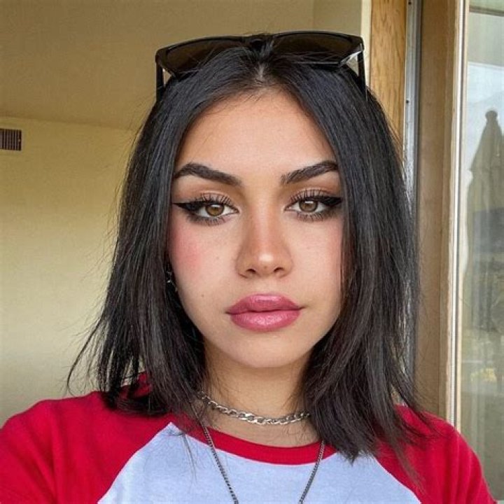 Tarayummy as seen in a selfie taken with her boyfriend Jake Webber in October 2019