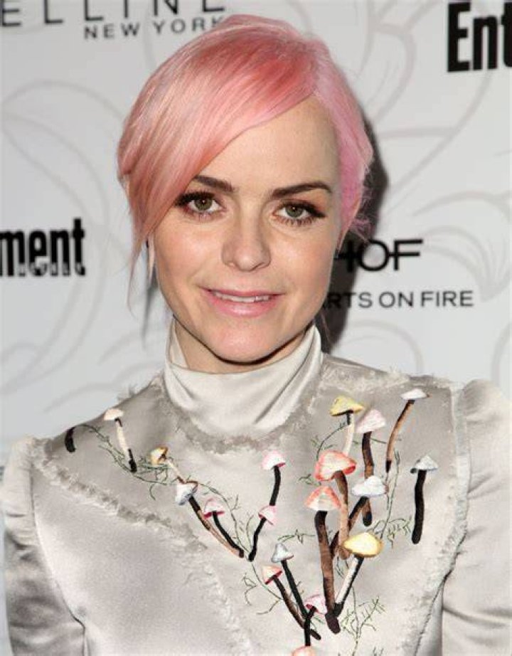 Taryn Manning at Entertainment Weekly's 2015 SAG Awards Nominees