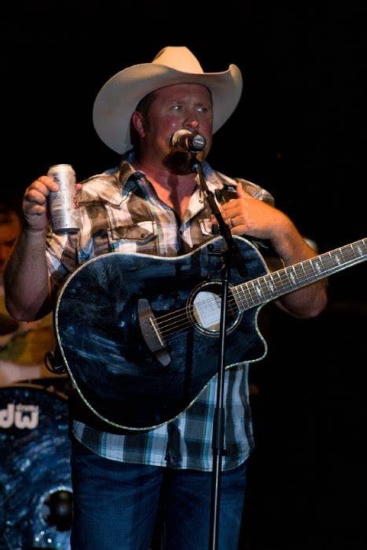 Tate Stevens as seen while posing for the camera alongside Ashlie in June 2015