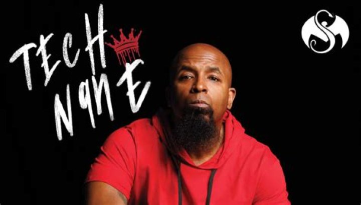 Tech N9ne at the signing of his album Everready The Religion in 2006