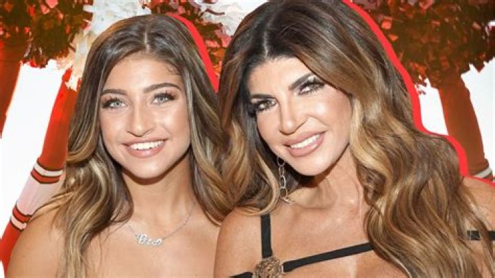 Teresa Giudice with her daughter at Due Amici Restaurant in August 2018