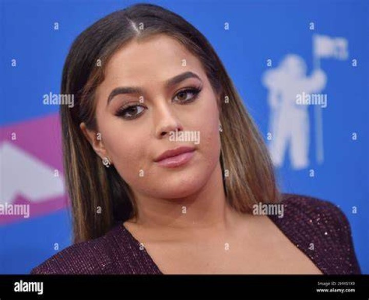 Tessa Brooks at the Radio Disney Music Awards in 2016