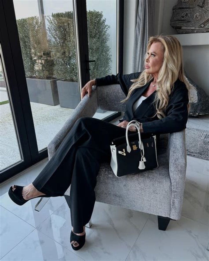 Theresa Roemer in an Instagram post as seen in December 2019