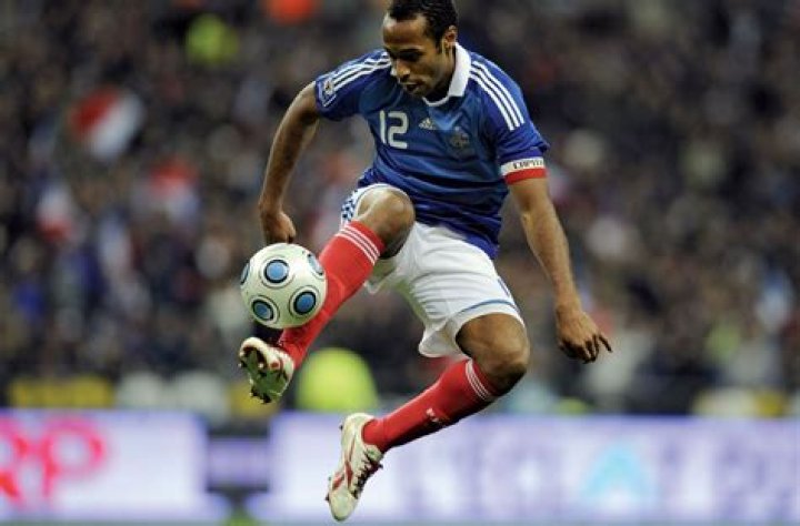 Thierry Henry playing for the New York Red Bulls in Kansas City in 2013