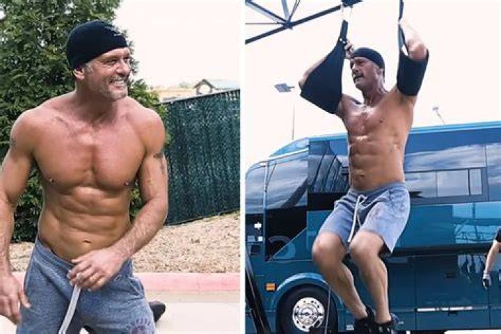 Tim McGraw workout
