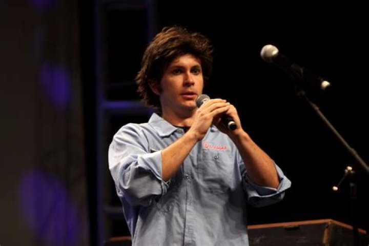 Toby Turner speaking at 2012 VidCon