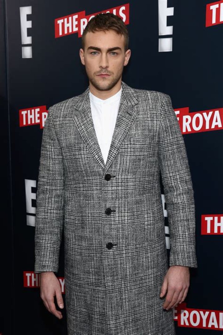 Tom Austen at The Royals New York series premiere in March 2015