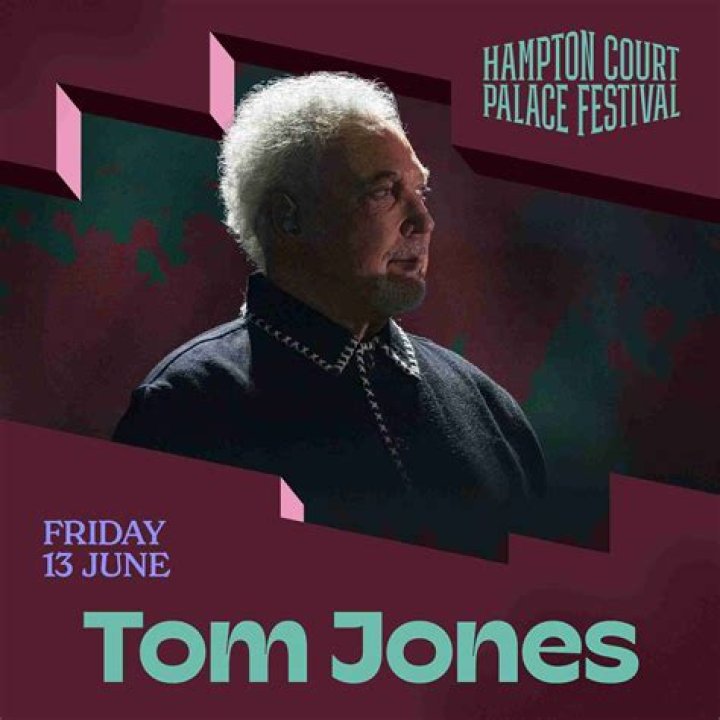 Tom Jones at Hampton Court Palace in June 2007