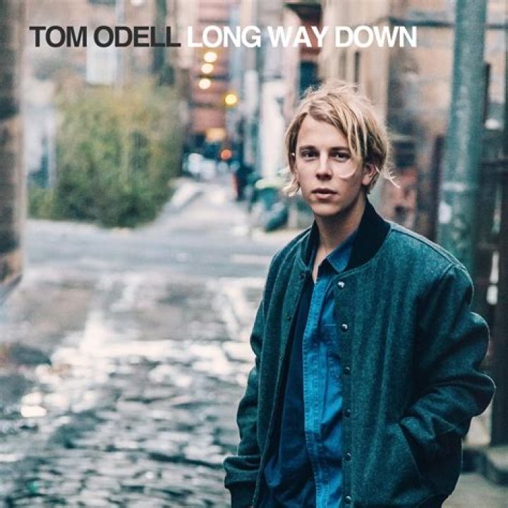 Tom Odell in the music video of his song "Another Love"