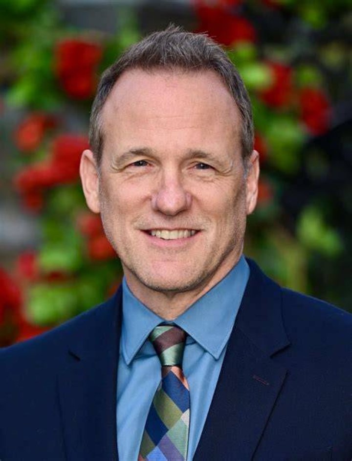 Tom Verica in a candid picture from 2020