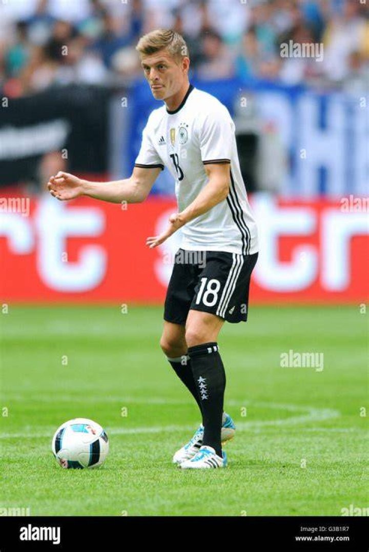 Toni Kroos during a match between Real Madrid CF and RC Deportivo La Coruna on February 16, 2015 in Madrid, Spain