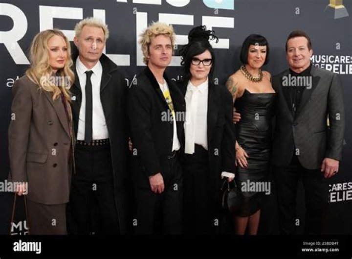Tré Cool with Sara Rose Lipert in December 2017