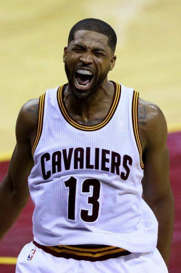 Tristan Thompson at the 2016 Nickelodeon Kids' Choice Sports Awards