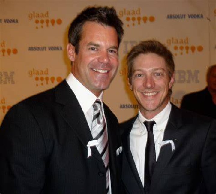 Tuc Watkins (Left) and Kevin Rahm smiling for the camera at the 2009 GLAAD Media Awards in Los Angeles on April 18, 2009