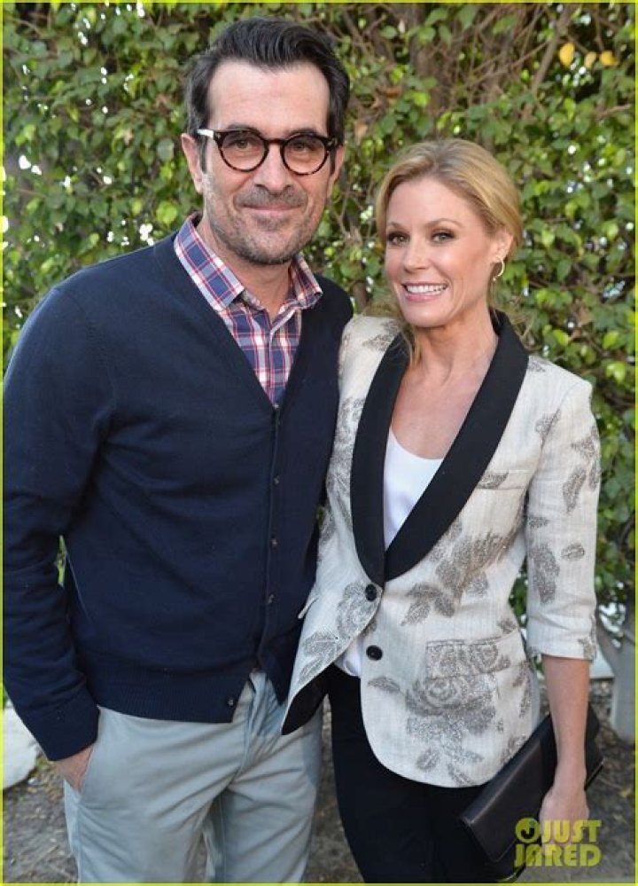 Ty Burrell and Julie Bowen during an event in 2009