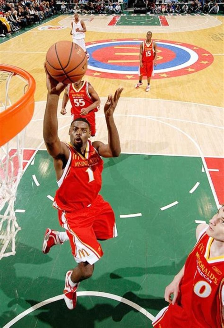 Tyreke Evans in an Instagram selfie as seen in February 2016