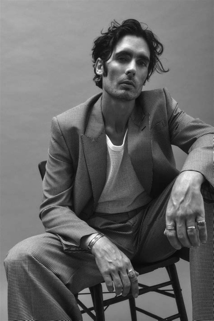 Tyson Ritter performing an acoustic set at Walmart in Houston in March 2006