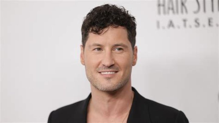 Val Chmerkovskiy face closeup