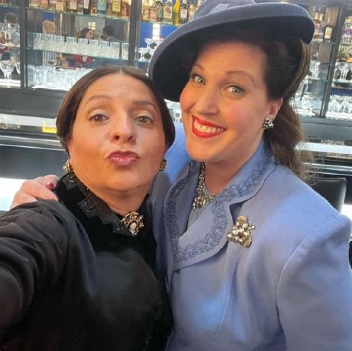 Veronica Falc&oacute;n (Left) as seen while pouting in a selfie with Allison Tolman in June 2021