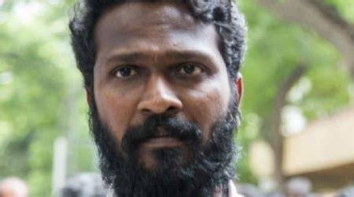 Vetrimaaran Pay Homage to lyricist Na Muthukumar as seen in 2011
