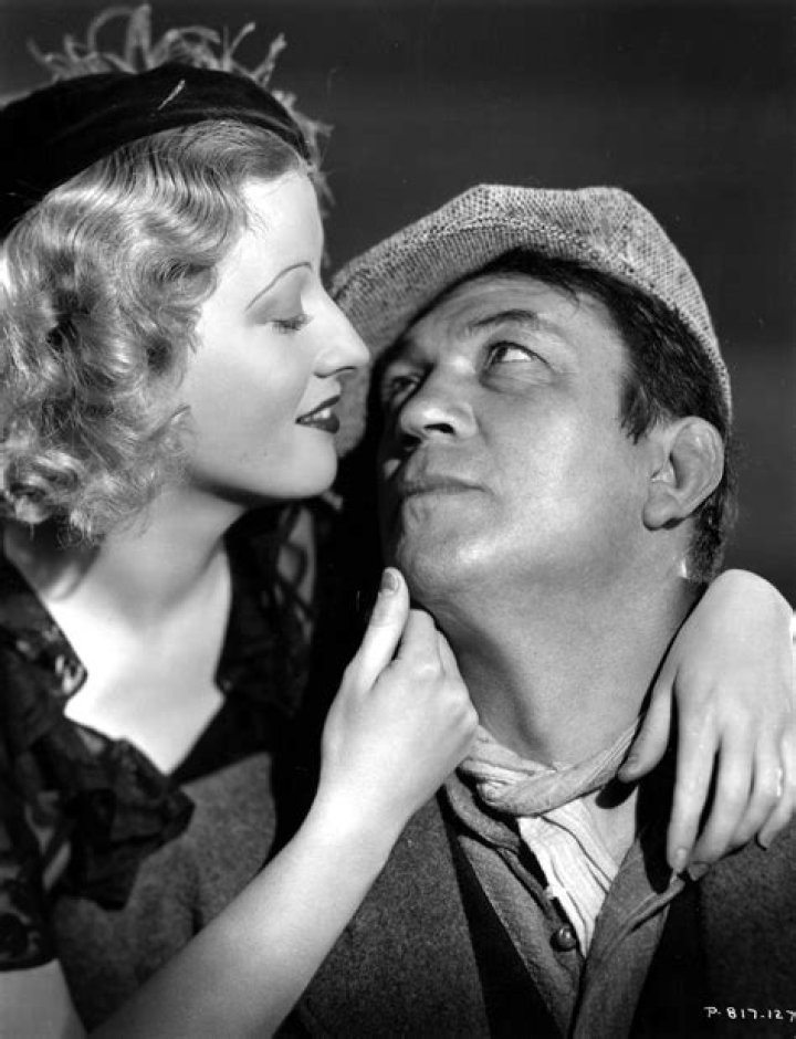 Victor McLaglen and Margot Grahame as seen in a publicity still for 'The Informer' (1935)