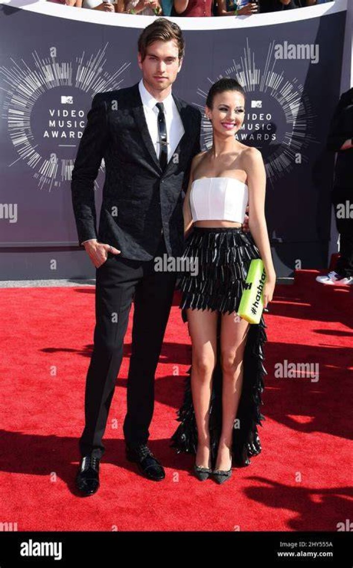 Victoria Justice and Pierson Fode on a set in New York City on October 15, 2013