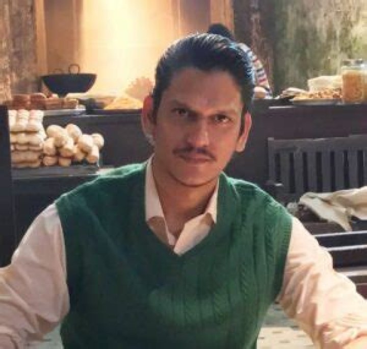 Vijay Varma playing investigative journalist Jamal Kidwai in the film 'Raag Desh'