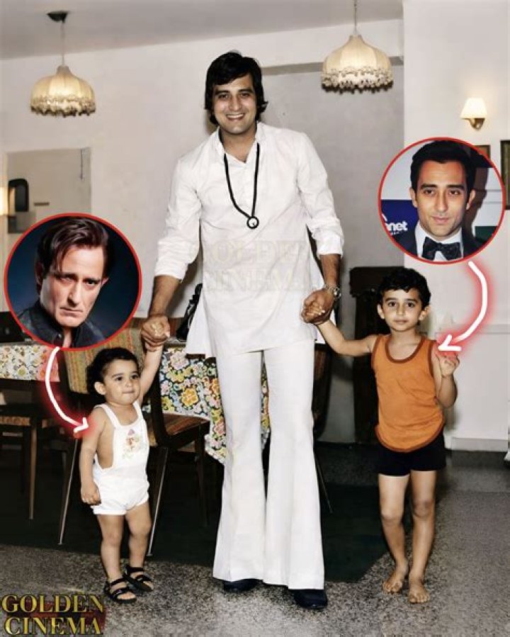 Vinod Khanna (center) seen with Aamir Khan at a dinner bash for the UN Secretary General in 2012