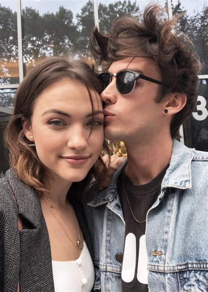 Violett Beane in a selfie in October 2018