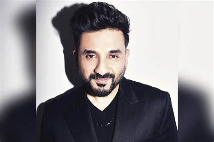 Vir Das in an Instagram selfie as seen in January 2018