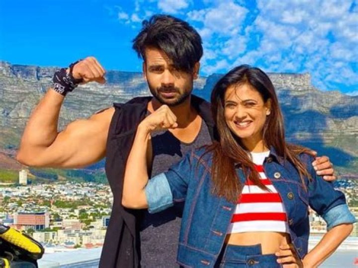 Vishal Aditya Singh and Shweta Tiwari in May 2021