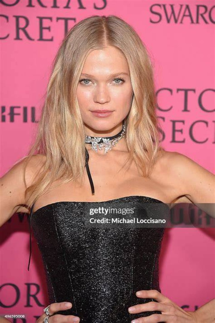 Vita Sidorkina at 2015 Victoria&rsquo;s Secret Fashion Show