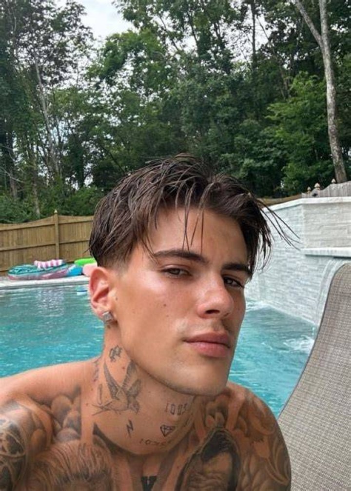 V&iacute;ctor P&eacute;rez as seen in a selfie that was taken in July 2023