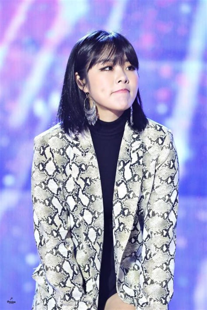 Wheein as seen in a picture taken during an event in September 2017