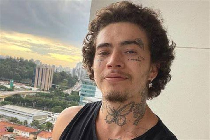 Whindersson Nunes in a selfie as seen in December 2018