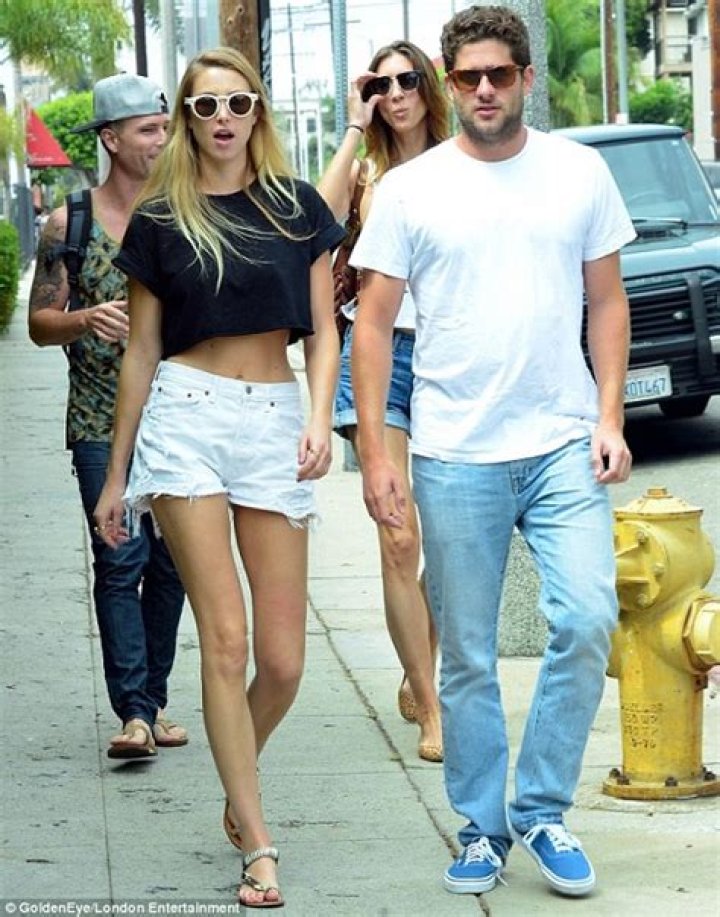 Whitney Port height