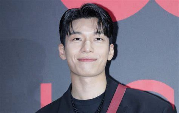 Wi Ha-joon sharing his selfie in July 2021