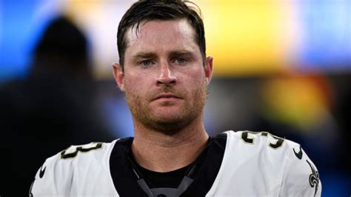 Wil Lutz as seen in a picture with his mother Julie on the day of his wedding in March 2021