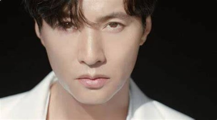 Won Bin pictured at Olimpus Korea PEN E-PL2 launching press conference in Seoul in January 2011