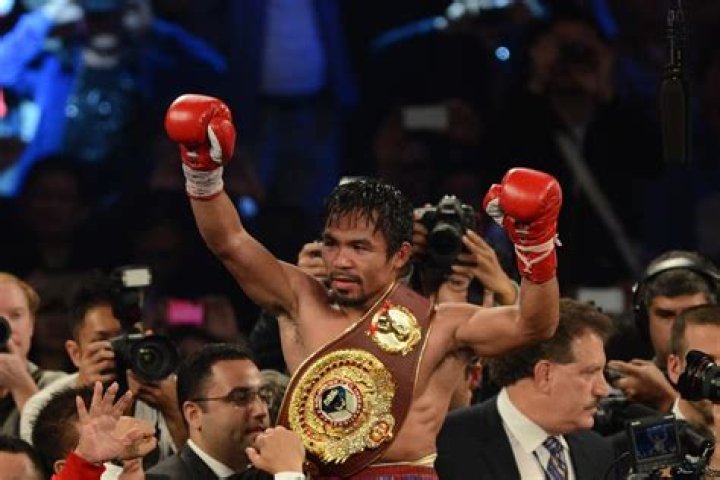 World welterweight boxing champion, Manny Pacquiao and wife Jinkee Pacquiao were spotted at the KCC Mall on May 15, 2010 in General Santos, Philippines