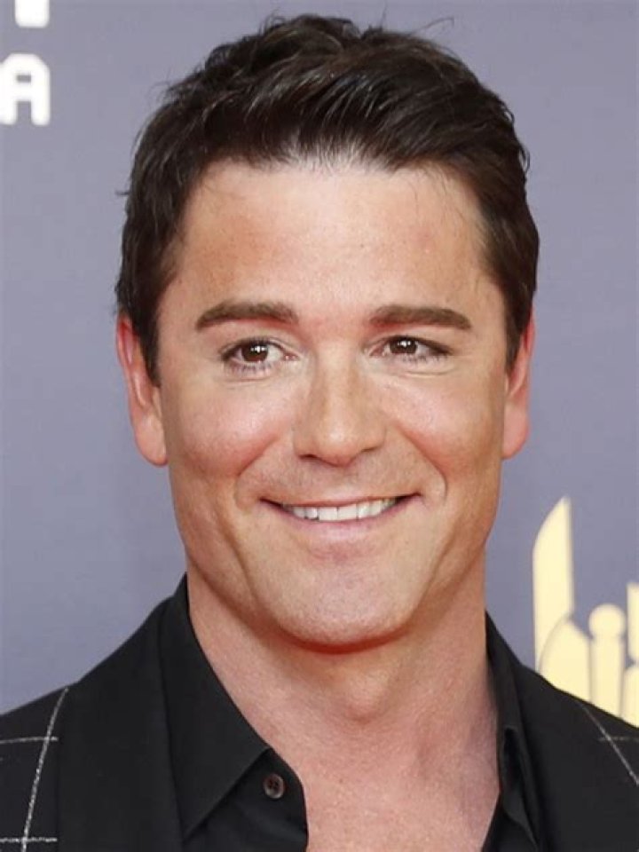 Yannick Bisson in a great mood in July 2021
