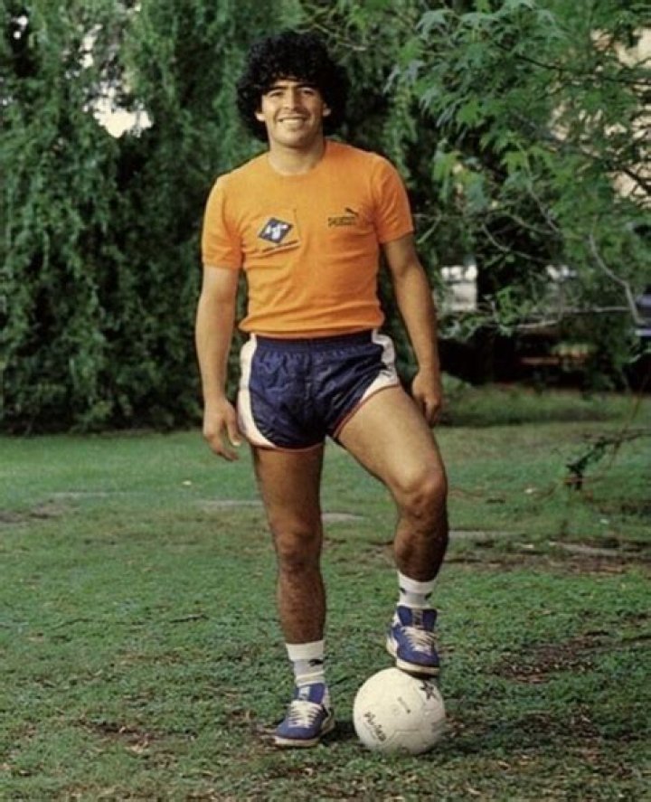 Young Diego Maradona takes a shot in a La Liga match for Barcelona in 1983