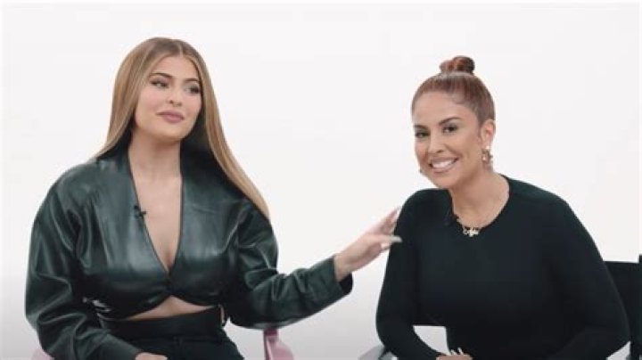 Yris Palmer (Left) alogside Kylie Jenner in December 2019