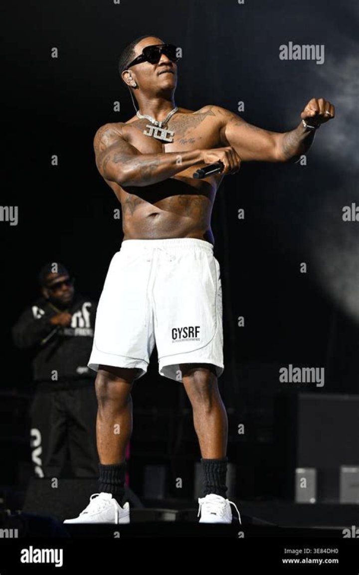 Yung Joc during a tour of the Vicksburg and the aircraft carrier USS Dwight D. Eisenhower in April 2009