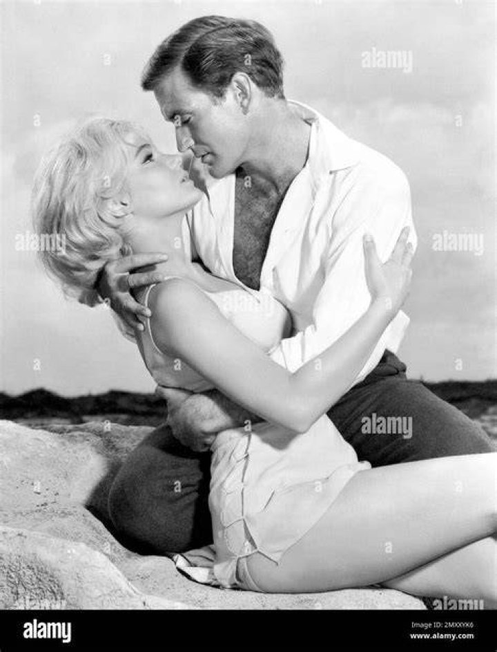 Yvette Mimieux and Rod Taylor