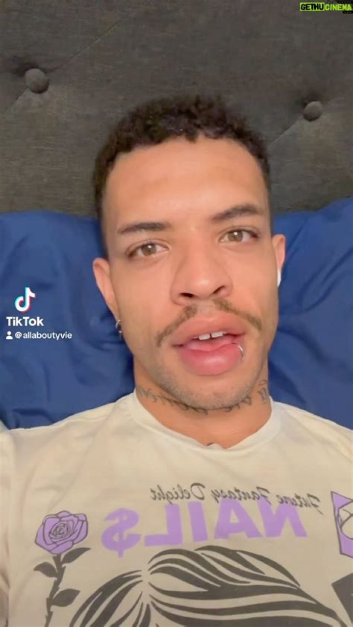 Yvie Oddly in an Instagram selfie as seen in July 2019