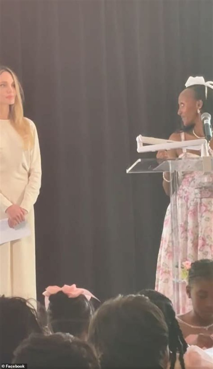 Zahara seen with her mother Angelina Jolie at the Nickelodeon Kids Choice Awards in 2015