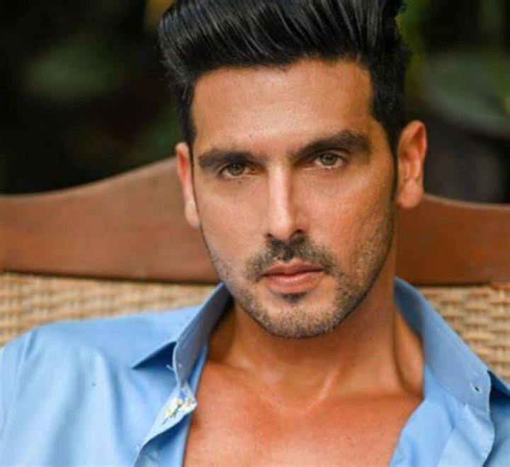 Zayed Khan smiling in a selfie with his wife in September 2019